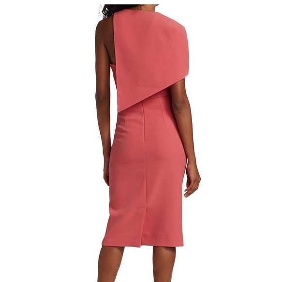 Safiyaa Carpianne Cape Dress - Picture 8 of 15